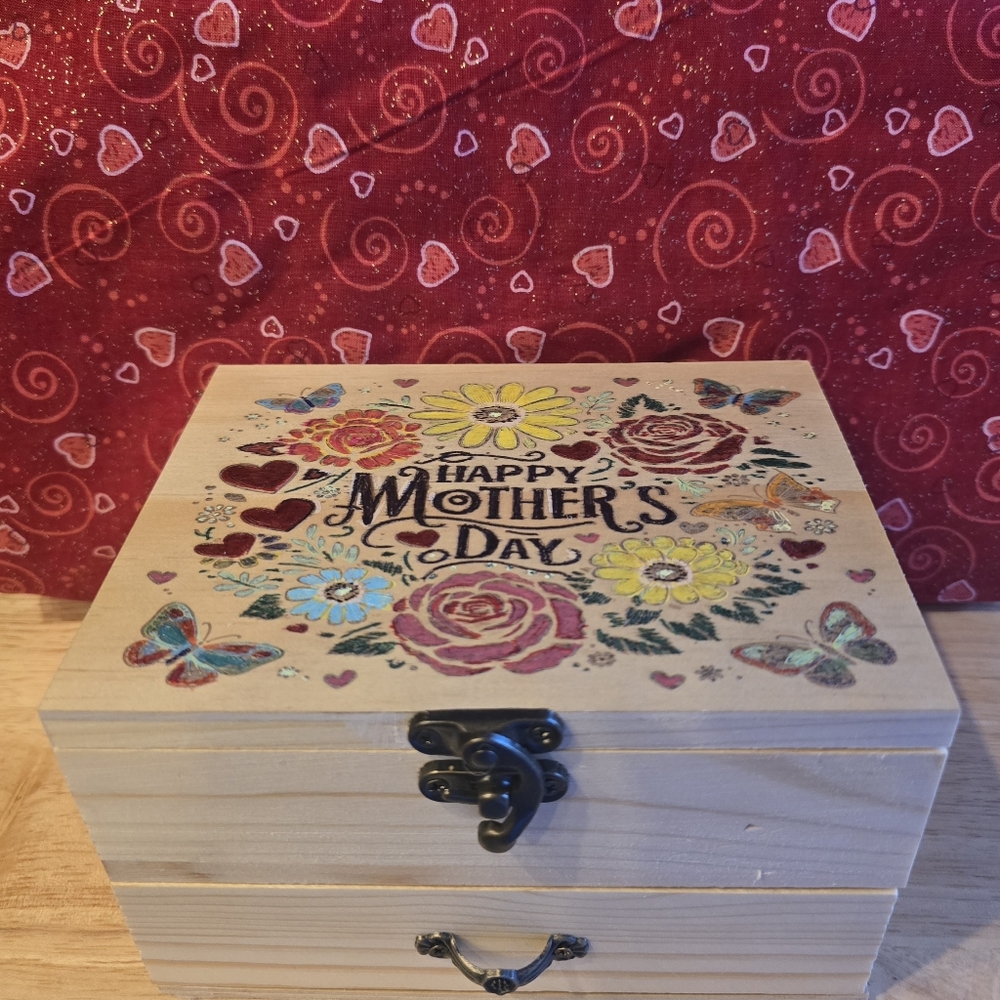 "Happy Mother's Day" Wooden Keepsake Box, Lasered, Hand-Painted